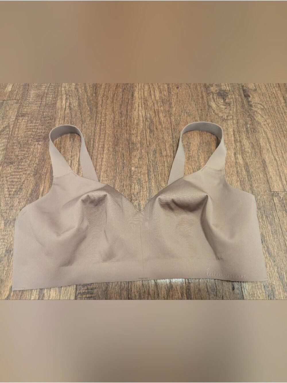 Lululemon Like Nothing Bra Soft Sand Ultralu Lightweight Soft Size 36C NWOT - Picture 2 of 13